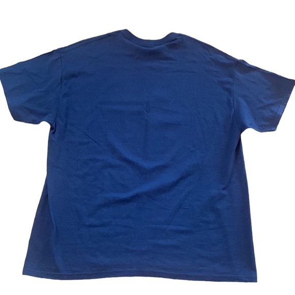 Chicago A Drinking Town with a Sports Problem Blue Tee Shirt Size XL - Picture 3 of 4